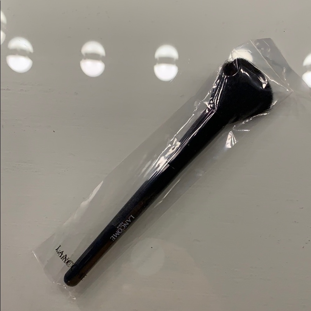 NWT Lancôme face brush